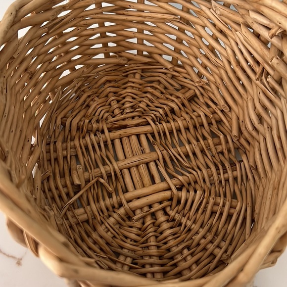 Basket - Picture 2 of 4
